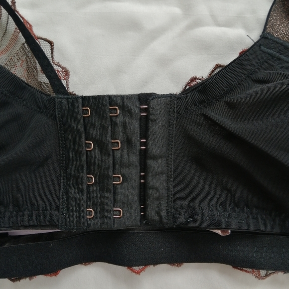 Savage X Fenty Plus Size Shining Star Unlined Demi Bra Metallic Lace Mesh 44D - Picture 12 of 16